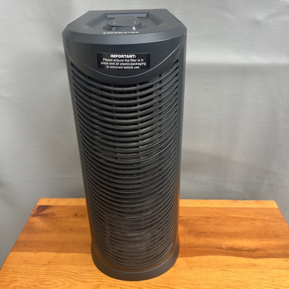Oreck Air Tower Purifier with HEPA Filtration Room Air Filter WK17002QPC Black